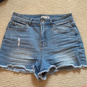 Others Follow jean shorts